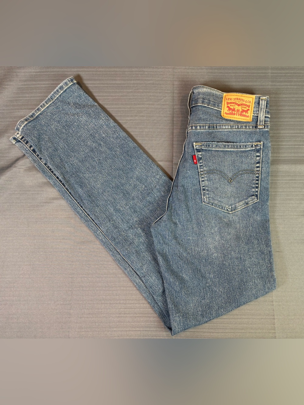 Levi’s 724 High Rise Straight Jeans Women’s W27 Medium Wash Stretch Denim